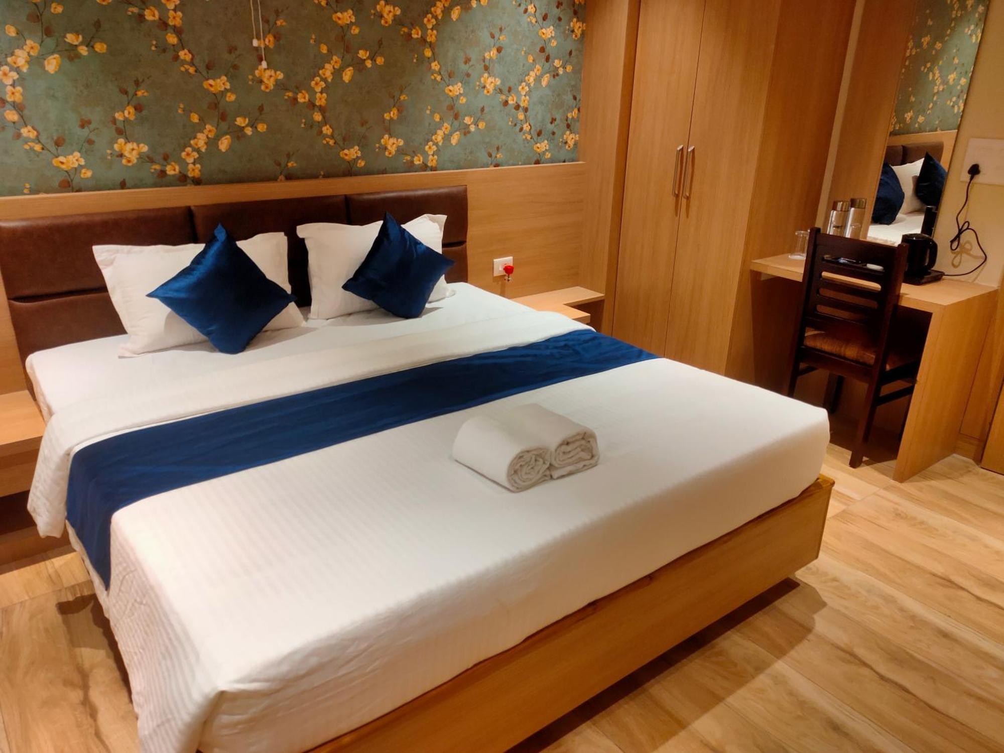 Hotel Mellow Mood Бхубанешвара Экстерьер фото
